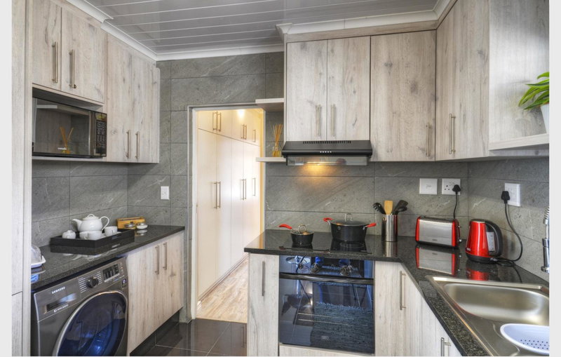 9a@Crassula Way, Cape Town, South Africa