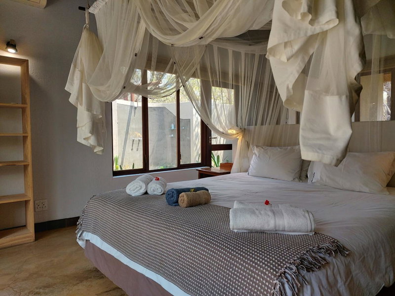13 Raptors Lodge, Hoedspruit, South Africa