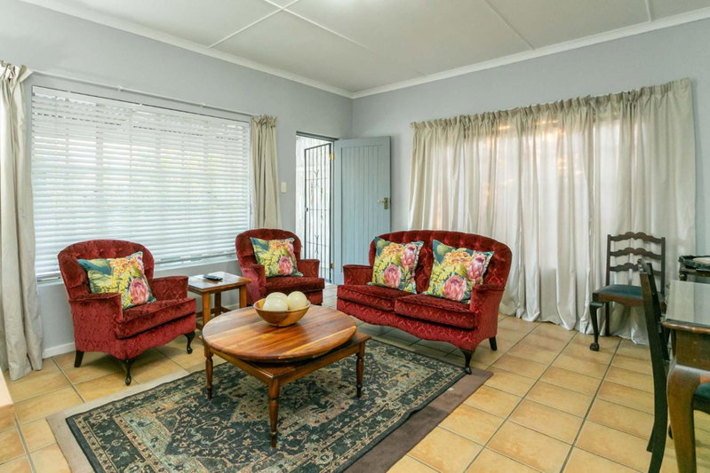 Ravenscliff Self Catering, Oudtshoorn, South Africa