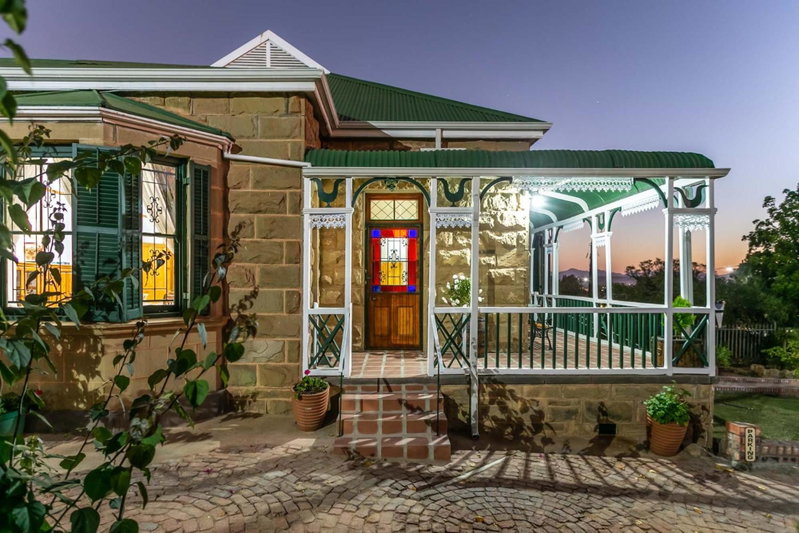 Ravenscliff Self Catering, Oudtshoorn, South Africa