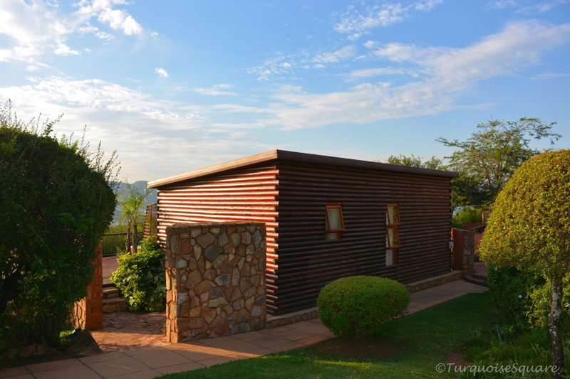 La Montagne Guest Lodge, Hartbeespoort, South Africa