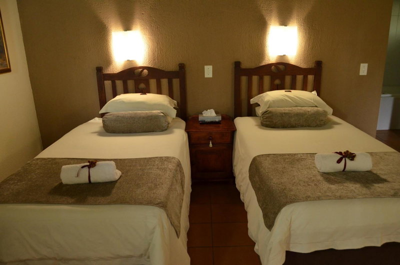 Acasia Guest Lodge, Komatipoort, South Africa