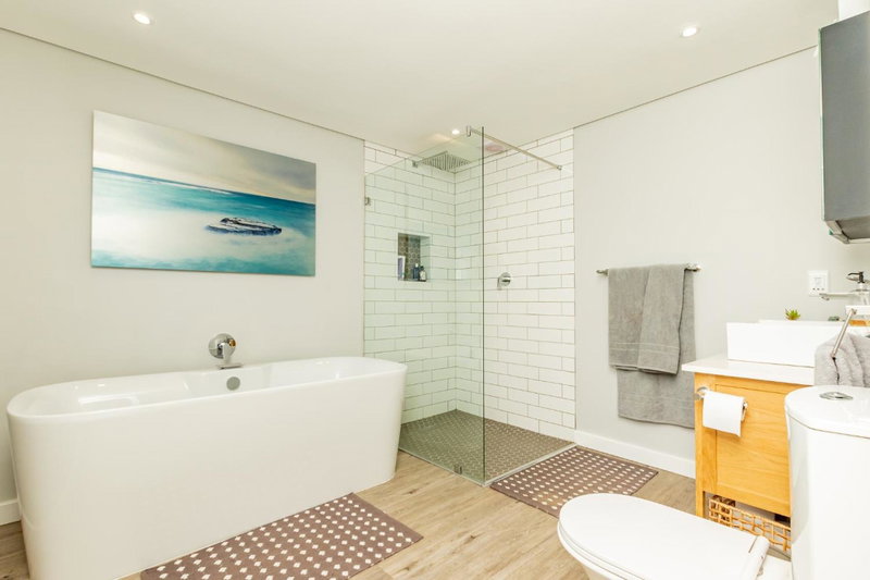 Spacious Guest Apartment in Rondebosch, Cape Town, South Africa