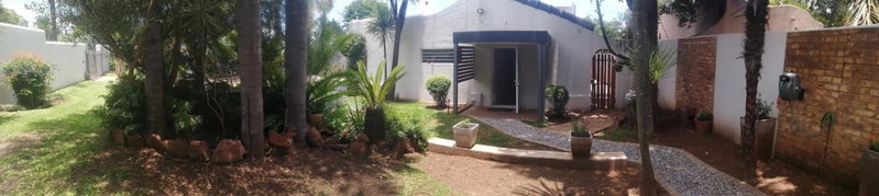 394OnEmus, Pretoria, South Africa
