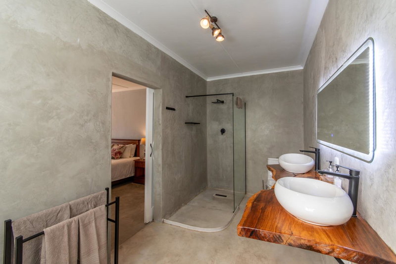 Chestnut Country Lodge, Hazyview, South Africa