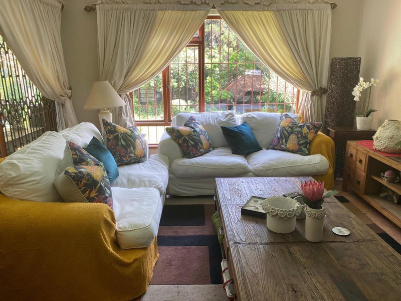No 5 on Franschoek, Northdene, South Africa