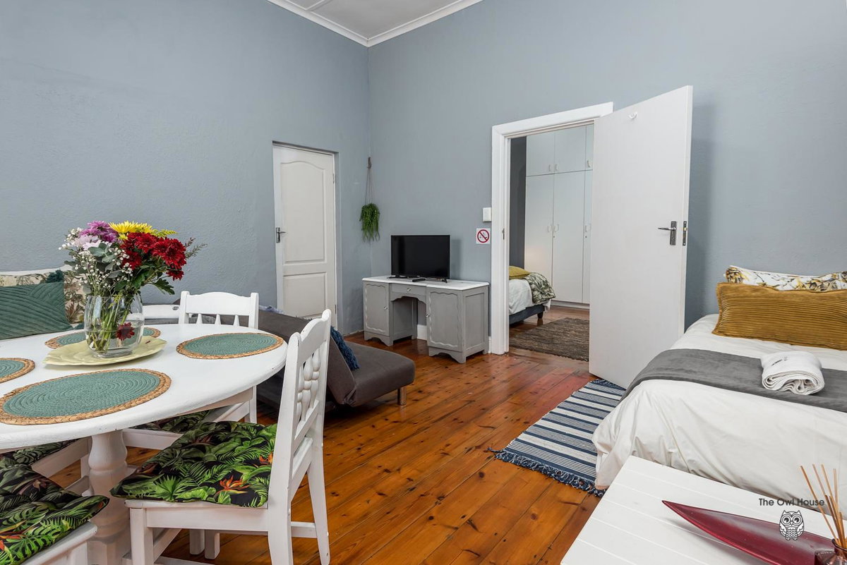 Hotel · The Owl House Guest House, Port Elizabeth