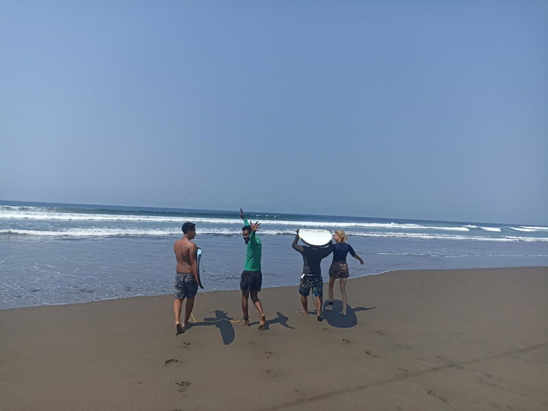 Ayolah Surf camp surf stay, Jembrana, Indonesia