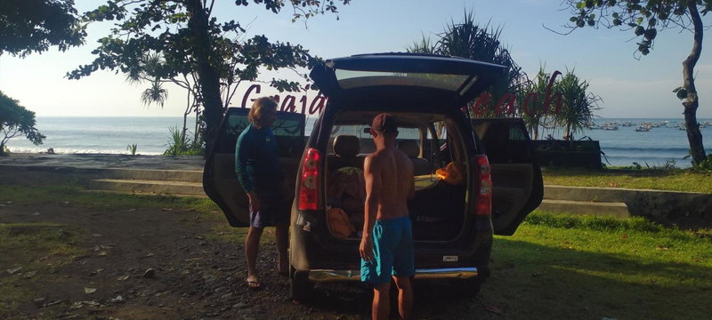 Ayolah Surf camp surf stay, Jembrana, Indonesia