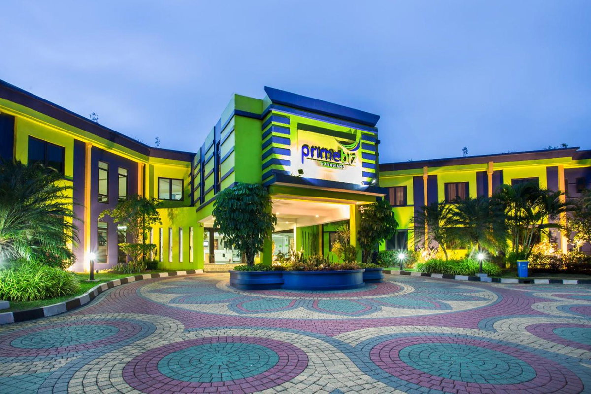 Hotel · PrimeBiz Hotel Karawang, Cikampek