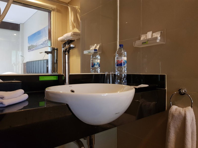 PrimeBiz Hotel Karawang, Cikampek, Indonesia
