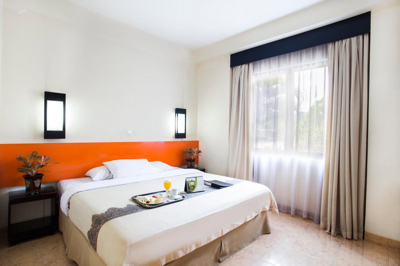 PrimeBiz Hotel Karawang, Cikampek, Indonesia