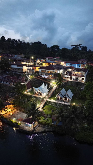 Vandu's View Guest house & Restaurant, Tuk Tuk, Indonesia