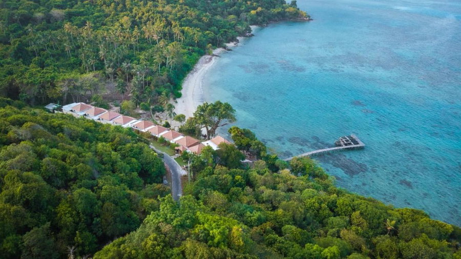 Legon Waru Cottage, Karimunjawa, Indonesia