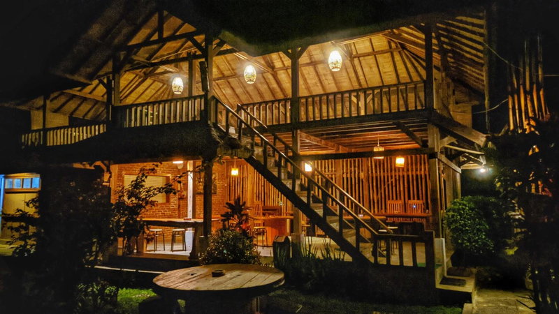 Peraja Bungalows Loyok, Sangyang, Indonesia