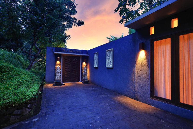 Villa Marley, Senggigi, Indonesia