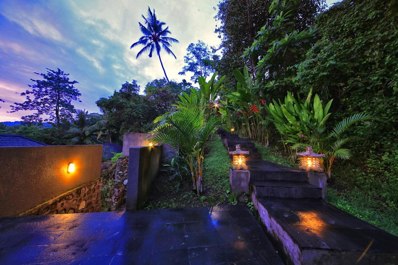 Villa Marley, Senggigi, Indonesia