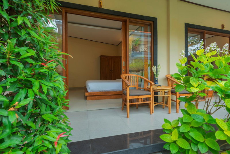 Liliy Guest House Kuta, Legian, Indonesia