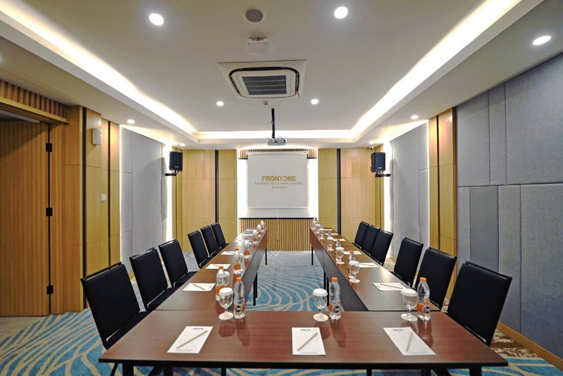 Front One Boutique Hotel Taman Anggrek, Jakarta, Indonesia