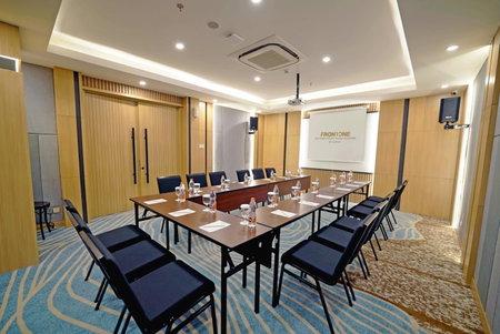Front One Boutique Hotel Taman Anggrek, Jakarta, Indonesia