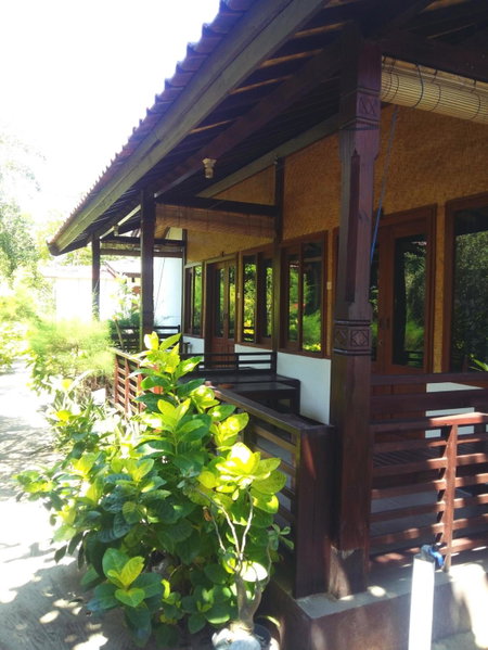 Yaya Bungalows Blue Coral, Gili Meno, Indonesia
