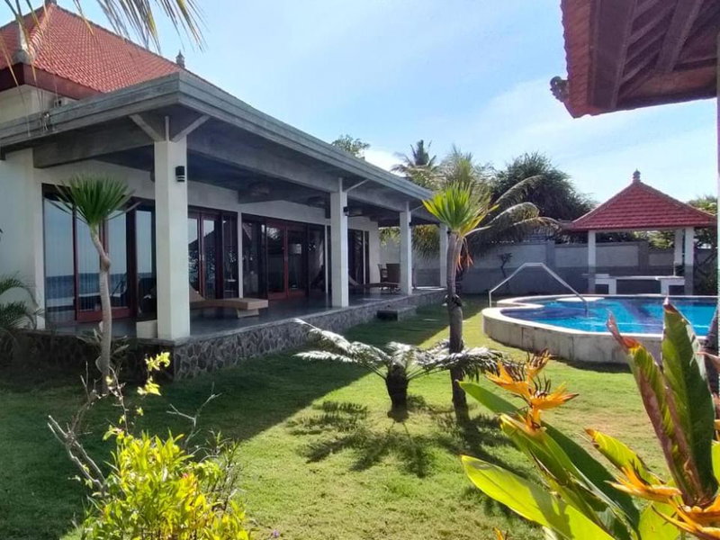 Coco Blu Villa, Singaraja, Indonesia