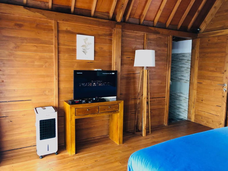 BUYAN LODGE lake view villa, Bedugul, Indonesia