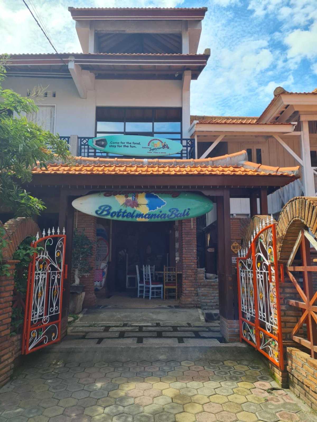 Bottelmania, Indonesia