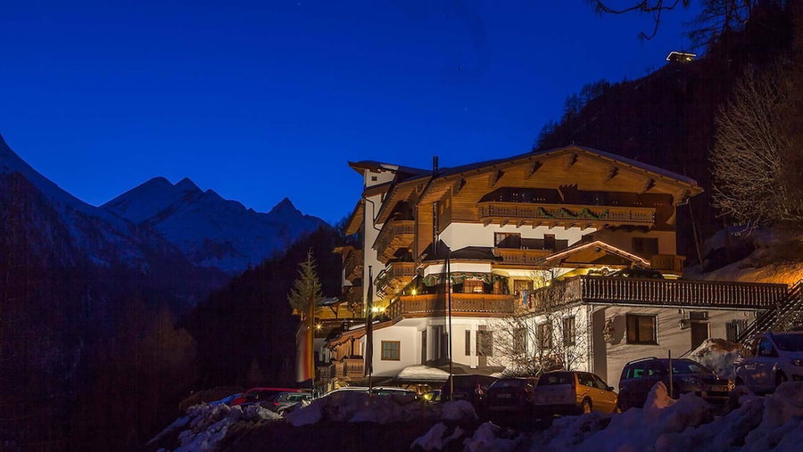 Panoramahotel Lärchenhof, Heiligenblut, Austria