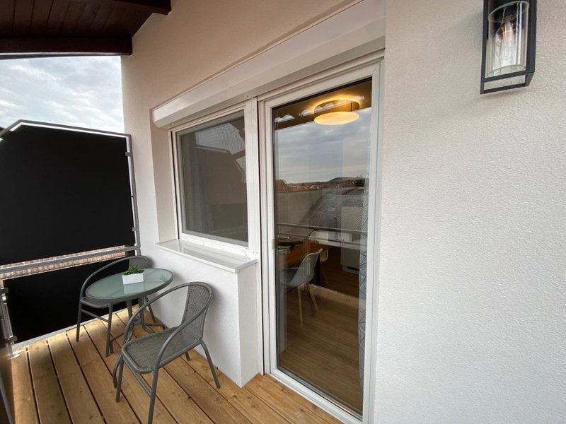 Apartments Freitag - H1, Winden am See, Austria