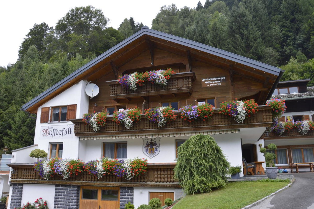 Haus Wasserfall, Austria