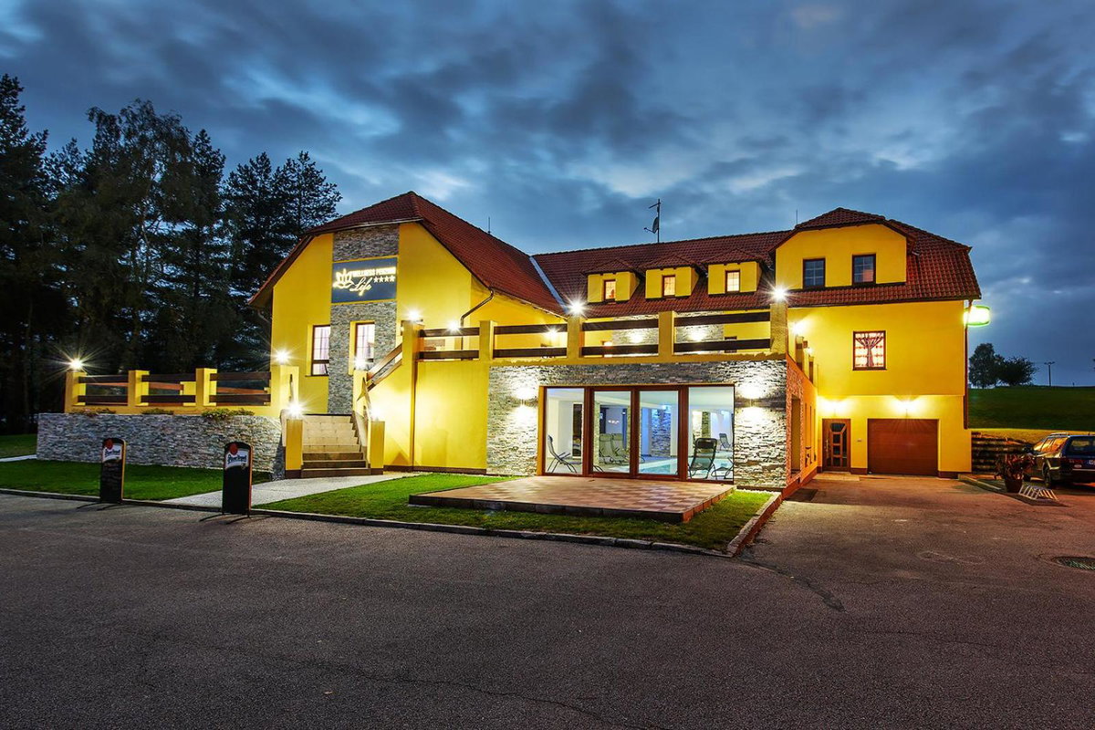 Hotel · Wellness Pension AniLife, Číměř