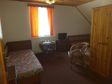 Hostinec Selský dvůr, Zbiroh, Czechia