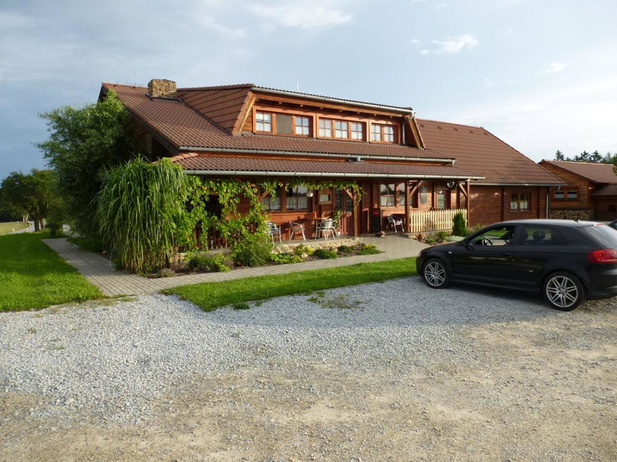 VRÁŽ -Ubytování, Trhové Sviny, Czechia