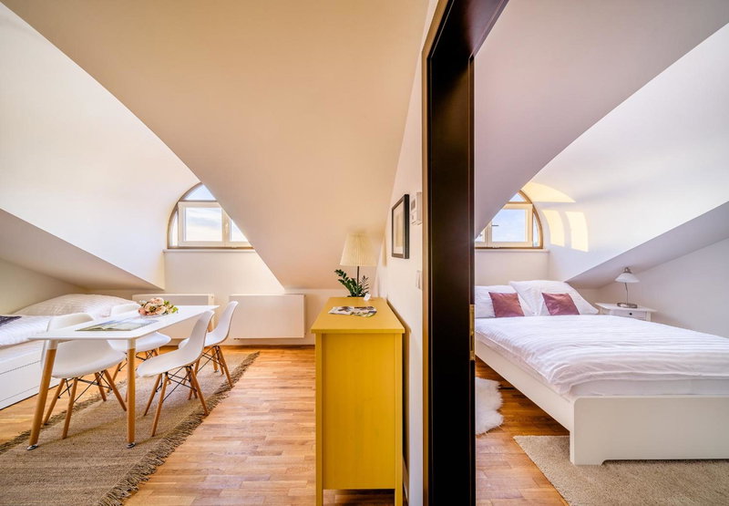 Rooftop Triplex Apartment in Centre, Hradec Králové, Czechia