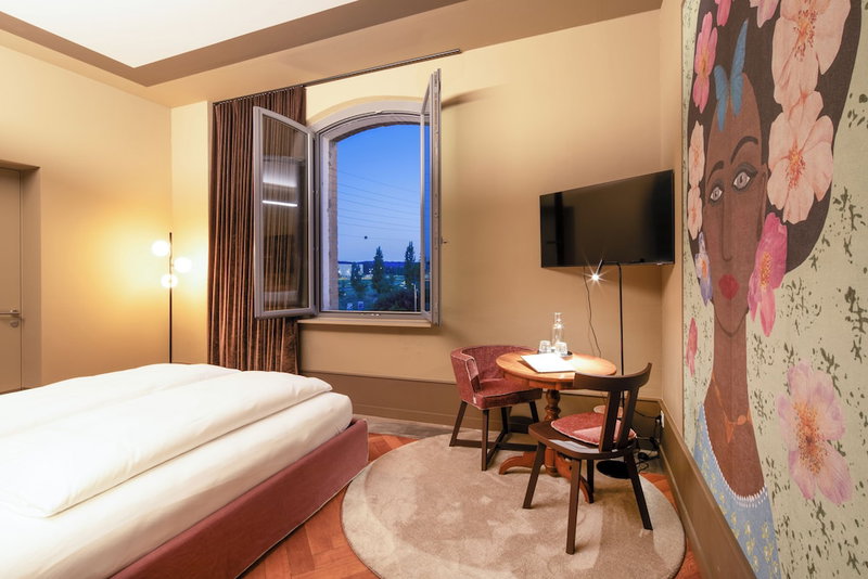 Aare Lodge Attisholz Self Check-in, Solothurn, Switzerland