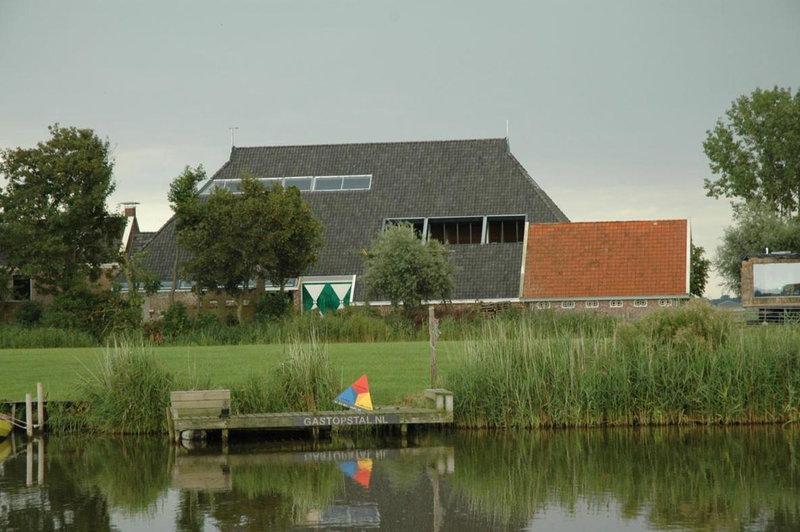 Gast op stal nabij Leeuwarden, Wyns, The Netherlands