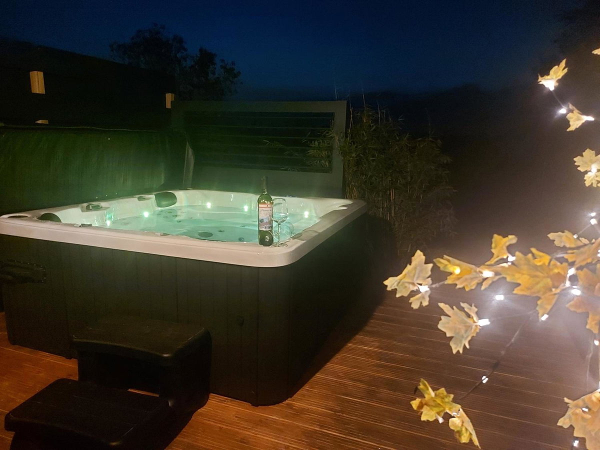 Jacuzzi huisje De Berenshoeve, The Netherlands