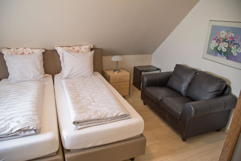 Wilgenhof Boutique Hotel "volledig vernieuwd en onder nieuw beheer", Maaseik, Belgium