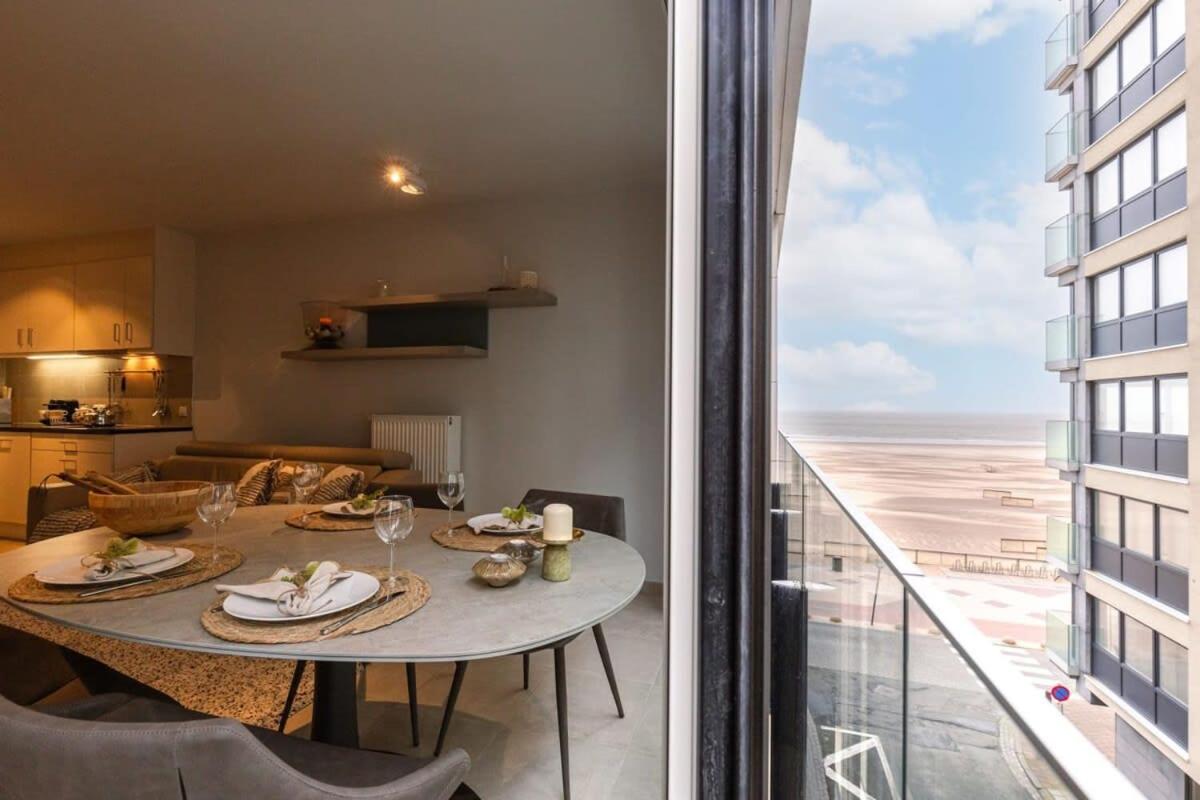 Casiola - Comfortable 2 bedroom apartment with sea-view, Belgium