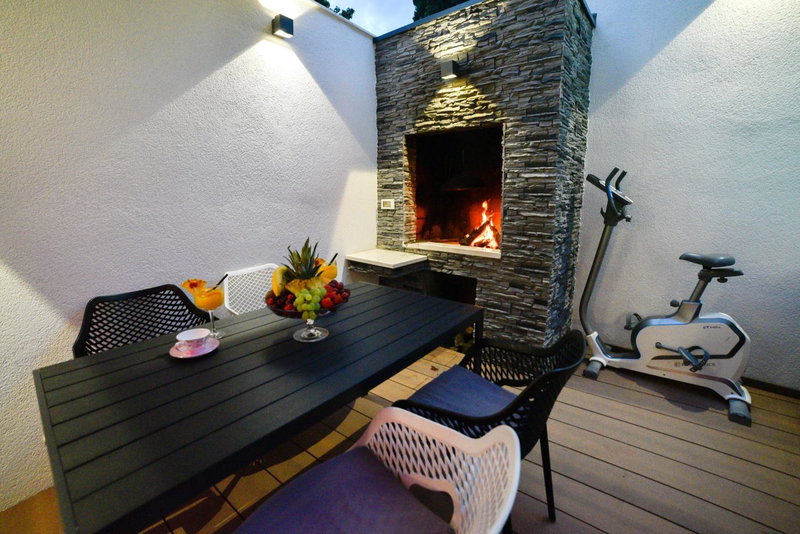 Luxury Apartment Knezovic, Sinj, Croatia