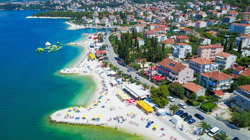 Villa Okruk-10 meters away from the beach, Trogir, Croatia