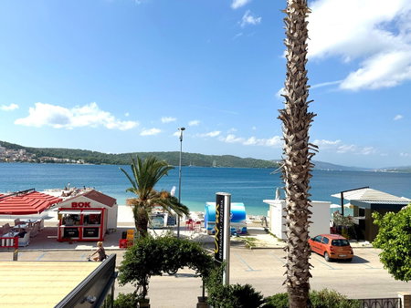 Villa Okruk-10 meters away from the beach, Trogir, Croatia