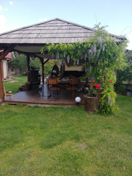 Imádó Vendégház, Felsöcsernàton, Romania