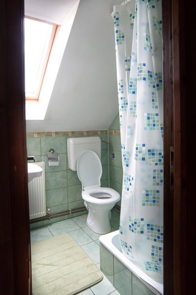 Imádó Vendégház, Felsöcsernàton, Romania