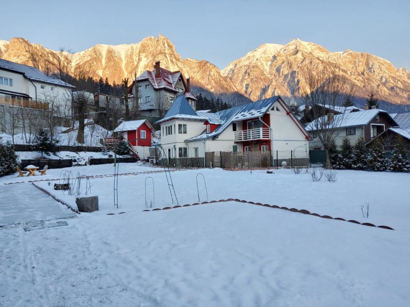 Casa Turta Dulce, Buşteni, Romania