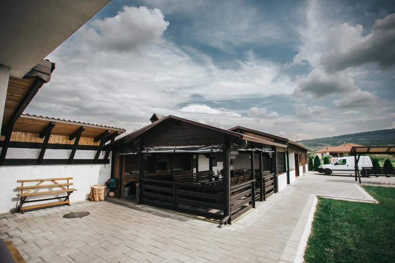 Pensiunea Conacul lui Horia, Bistriţa, Romania