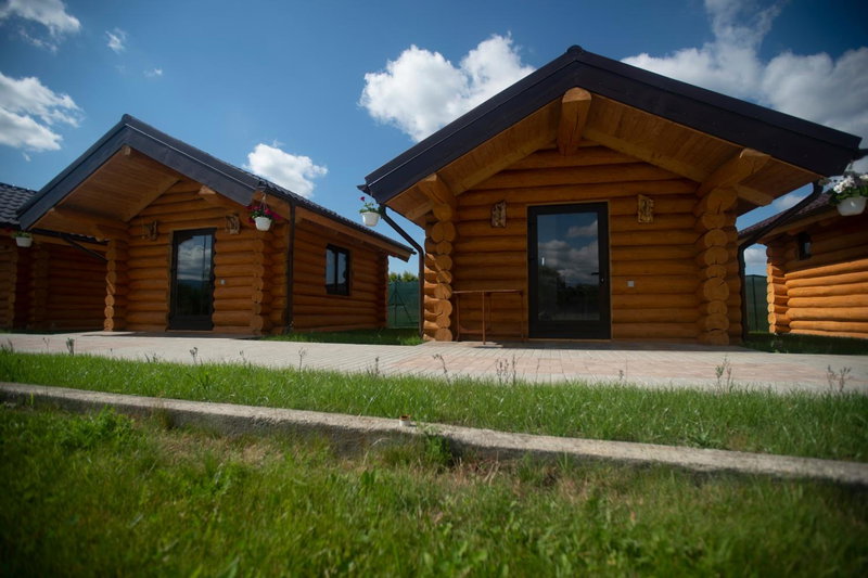 Christiana-Rent, Cristian, Romania