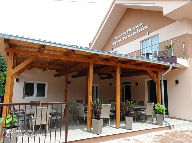 Karos Bianco Apartmanház, Zalakaros, Hungary