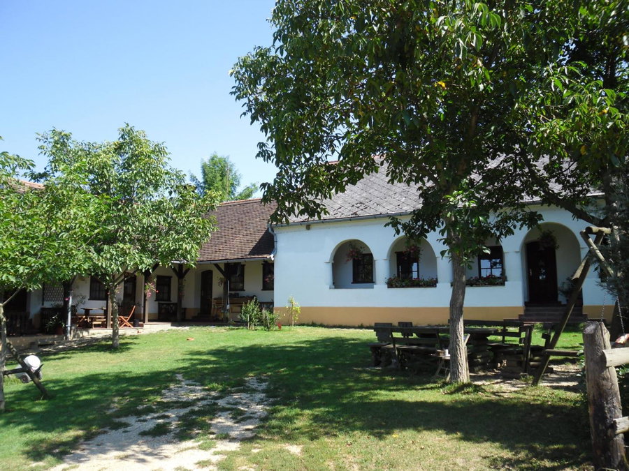 Ferencz Porta, Szalafő, Hungary